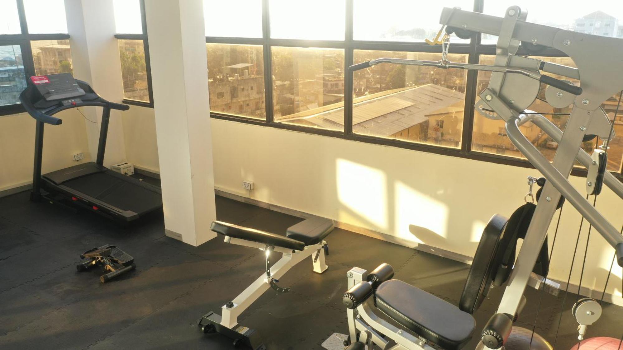 מונרוביה Murex Plaza Hotel & Suites מראה חיצוני תמונה