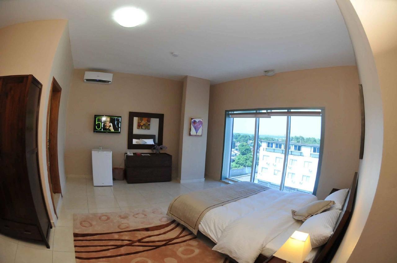 מונרוביה Murex Plaza Hotel & Suites מראה חיצוני תמונה