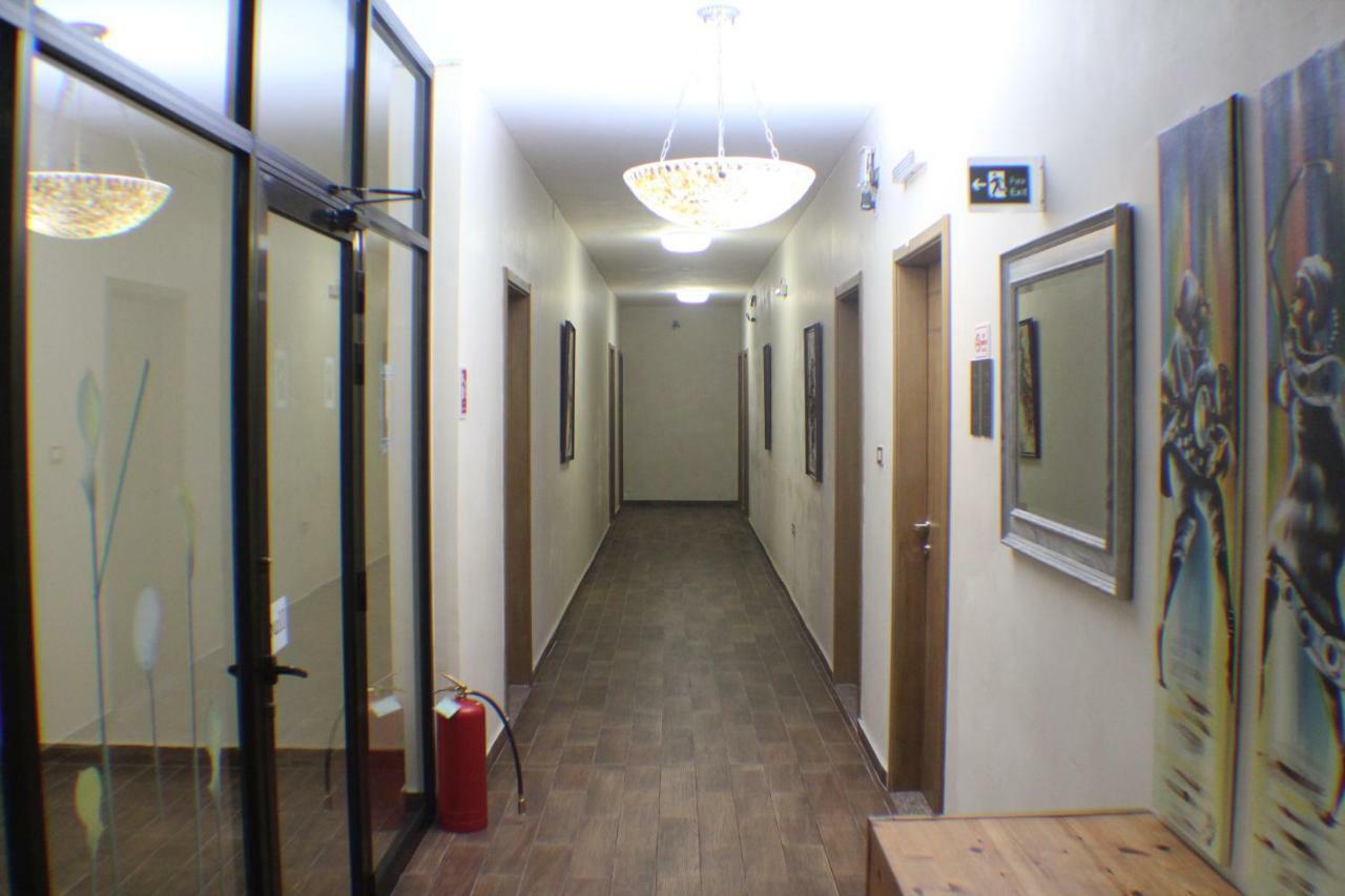 מונרוביה Murex Plaza Hotel & Suites מראה חיצוני תמונה